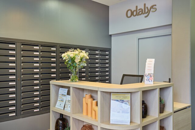 アパートホテル オダリス シティ キャンパス - パリ リュエイユ マルメゾン