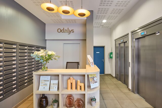 アパートホテル オダリス シティ キャンパス - パリ リュエイユ マルメゾン