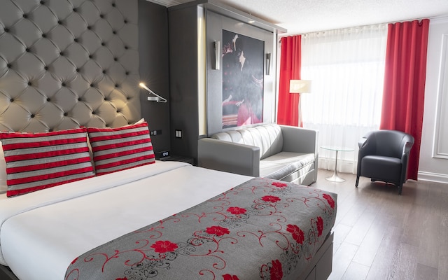 オテル プラザ ケベック パー JARO