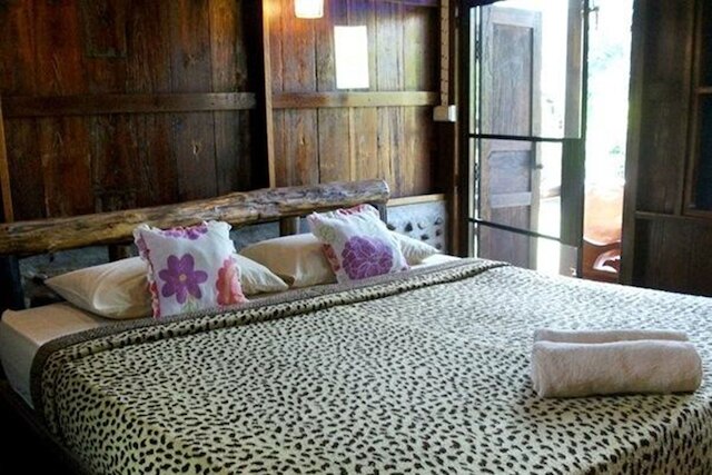 J&J ゲストハウス