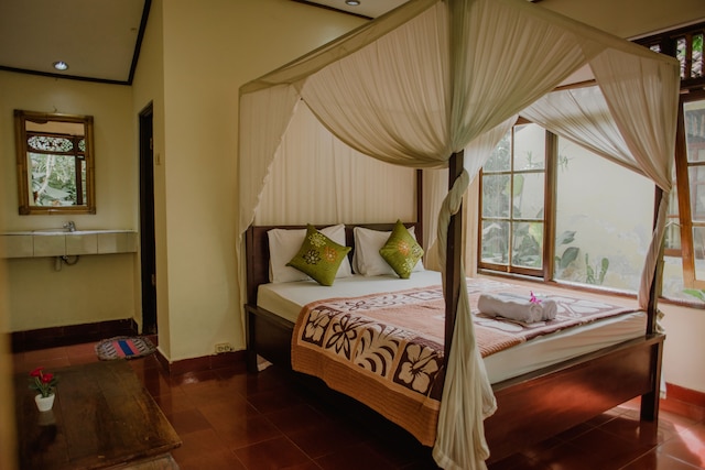 ニョマン ワルタ アコモデーション