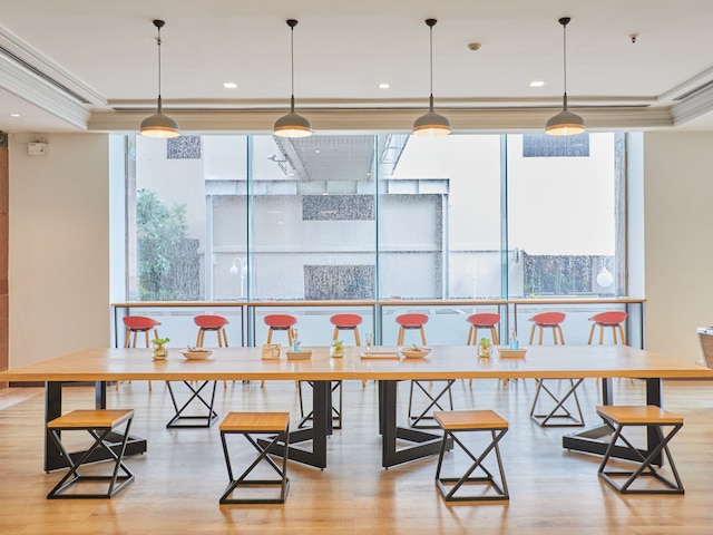 ザ ロイヤル シティ ホテル