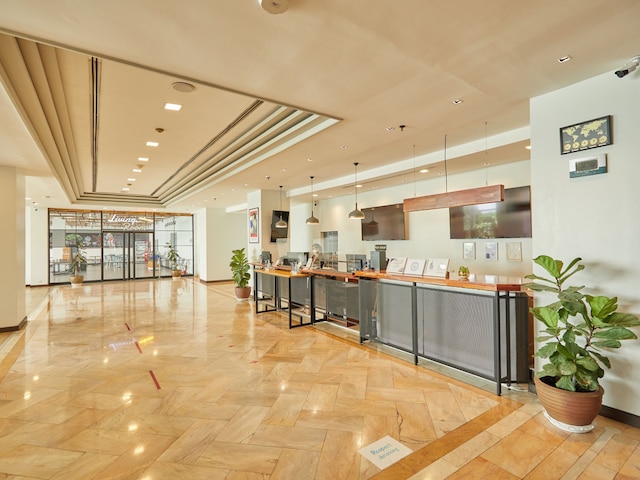 ザ ロイヤル シティ ホテル