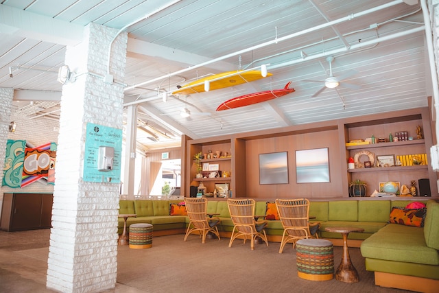 ザ サーフジャック ホテル & スイム クラブ