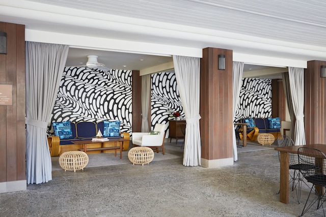 ザ サーフジャック ホテル & スイム クラブ