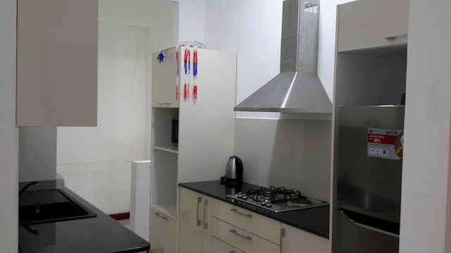 ベラビスタ アパートメンツ アット コーニッシュ コロンボ