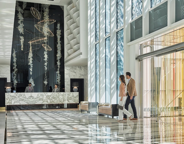 フォー シーズンズ ホテル アブ ダビ アット アル マライヤ アイランド