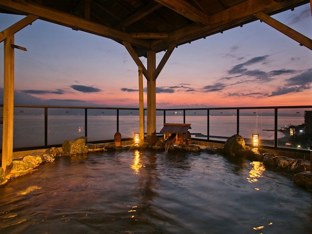 南知多温泉郷 源氏香