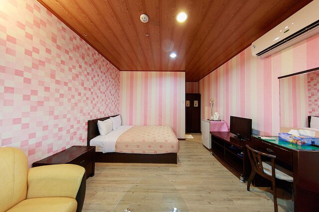 墾丁大尖山キャビン (墾丁大尖山休閒小屋)