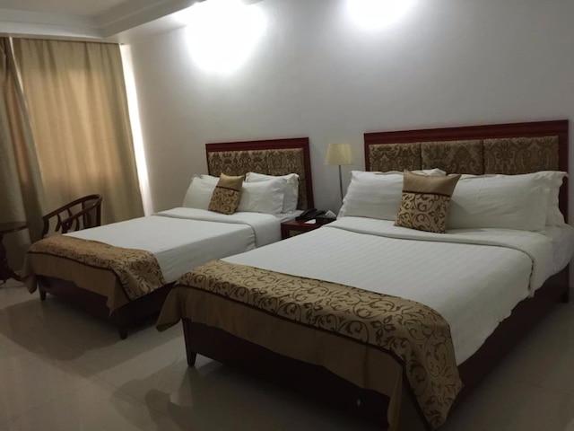 エメラルド ホテル