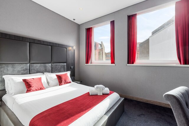 ザ ブライソン ホテル