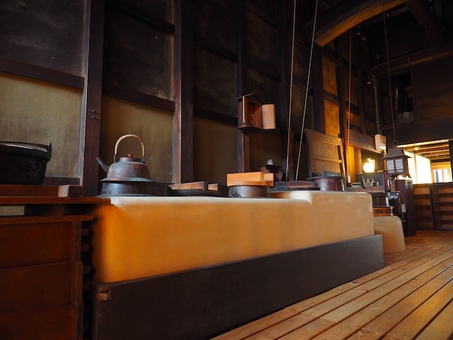 ナラマチ ホステル & レストラン