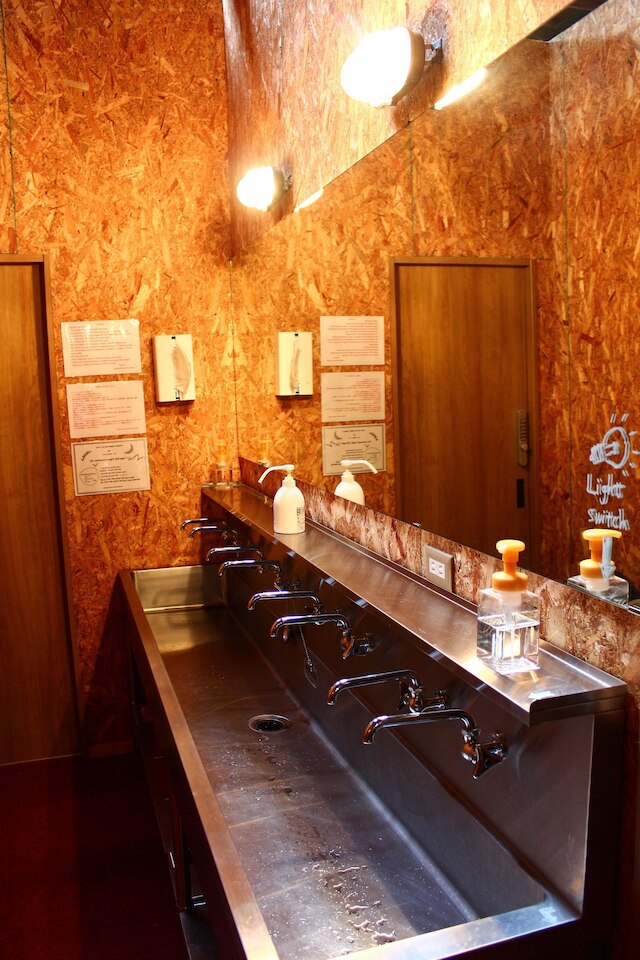 ナラマチ ホステル & レストラン