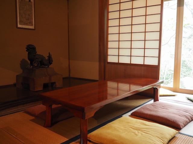 ナラマチ ホステル & レストラン