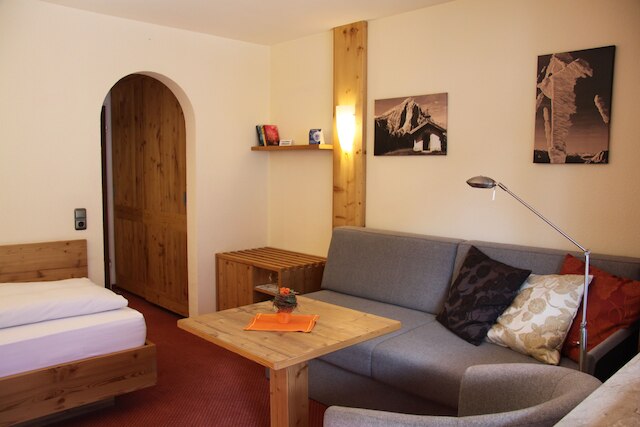 ゲストハウス フランツィスカ