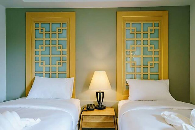 ムーン ドラゴン ホテル