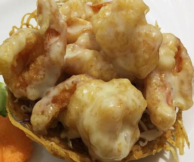 ポウンシリ ホテル