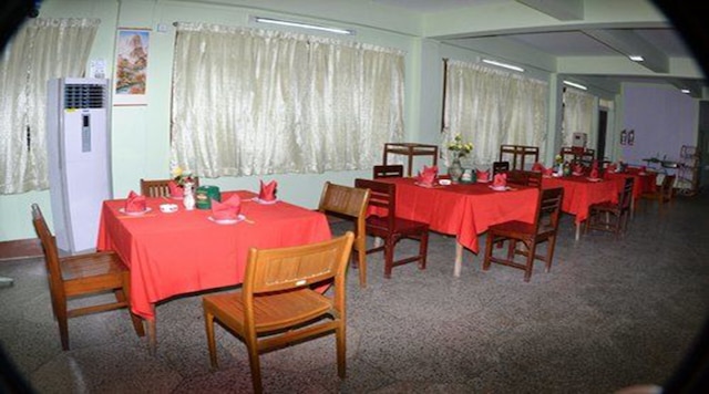 ホテル シュウィ エアン タウ