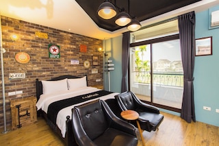 ドーナツ ガーデン ハウス (田田圈民宿)