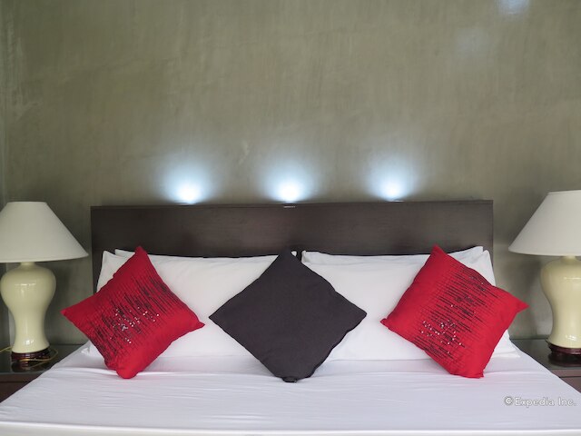 717 シーザー プレイス ホテル