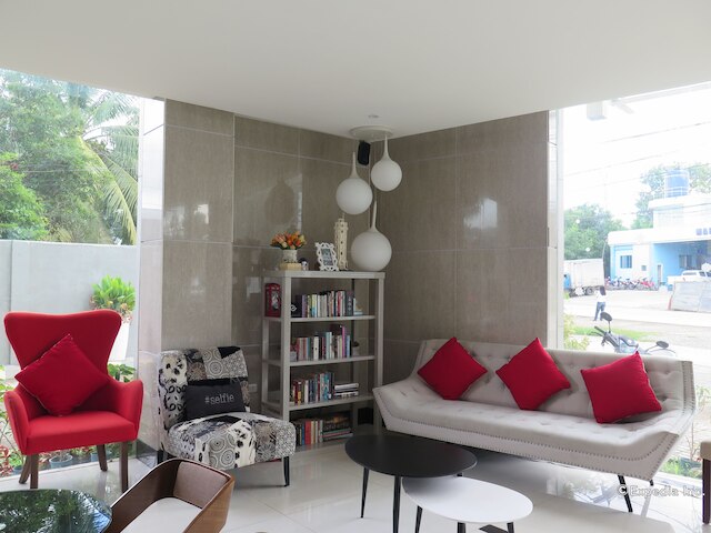 717 シーザー プレイス ホテル