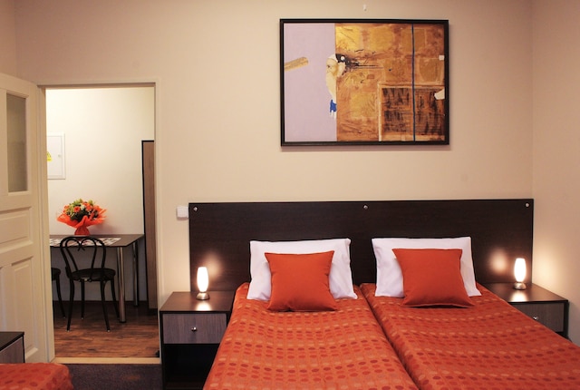 エニーデイ アパートメンツ