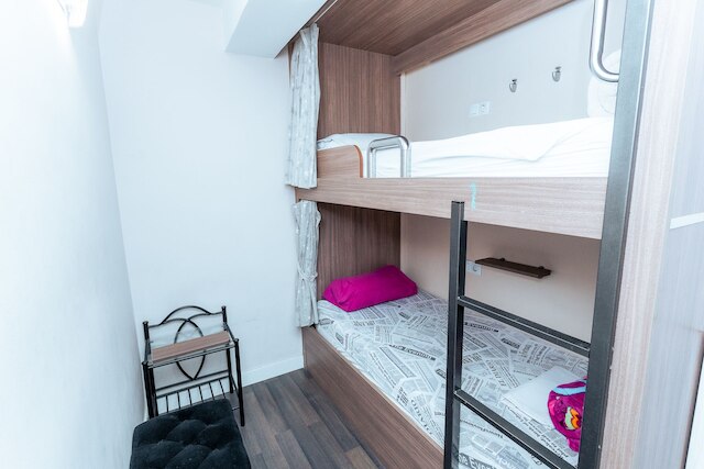 バルセロナ アンド ユー - ホステル