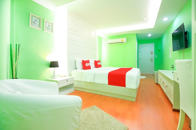 OYO 284 サバイディー ミニテル