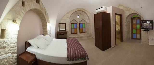 ダール シッティ アジザ