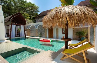 ナガワリ アート モルディブ BBQ パタヤ ヴィラ