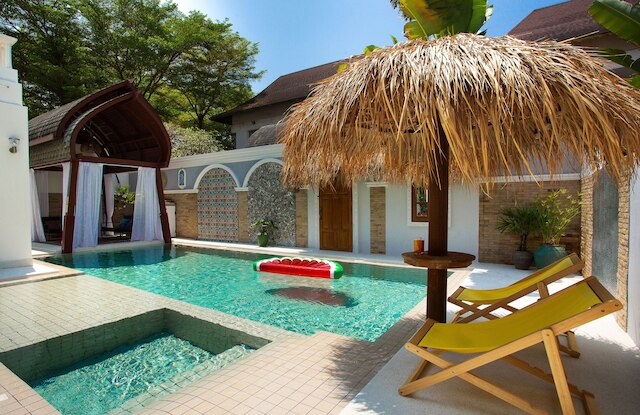 ナガワリ アート モルディブ BBQ パタヤ ヴィラ