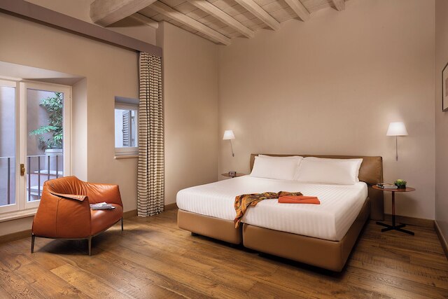 パラッツォ スカンデルベグ