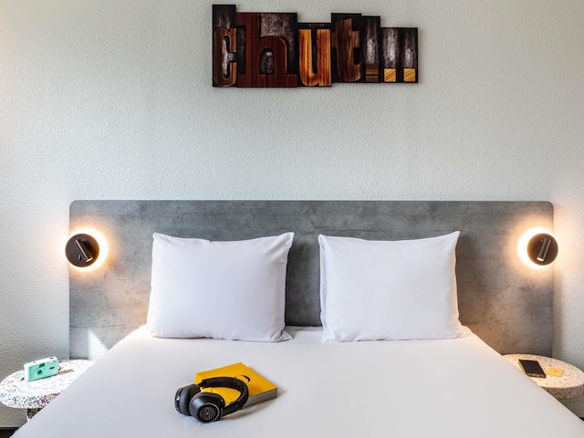 イビスバジェットパリポルトドモントルイユ