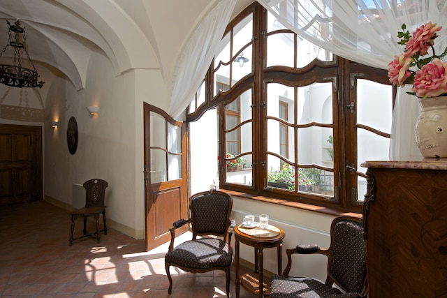 レジデンス ウ メツェナーシェ