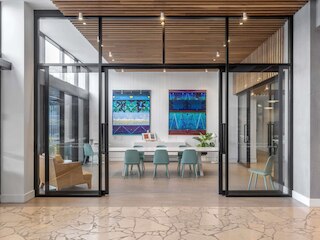 ザ ジョンソン ブリスベン - アート シリーズ