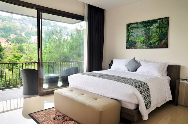 カモミール ヒル ビュー 6 ベッドルーム ヴィラ プール アンド ムービールーム