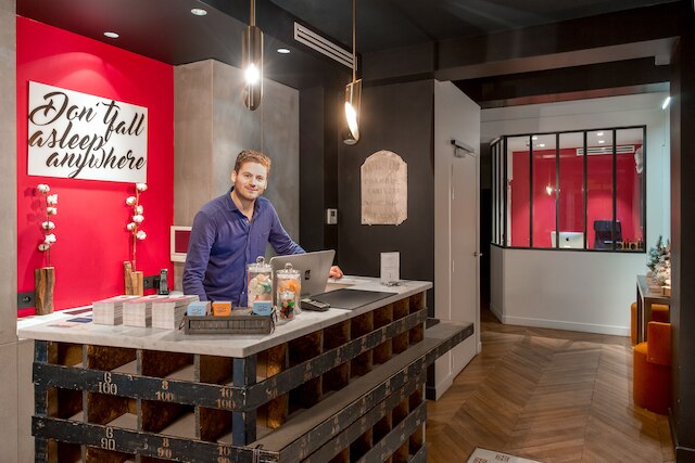 オテル スカーレット