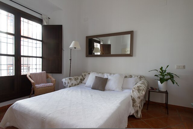 アパルタメントス ロス パティオス デ ラ フデリア