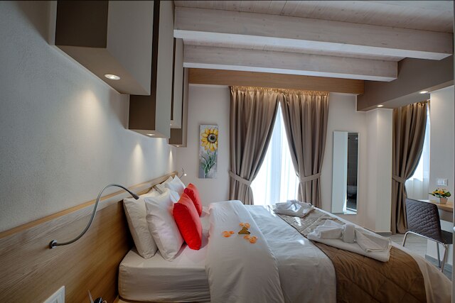 ホスピタリティ ホテル