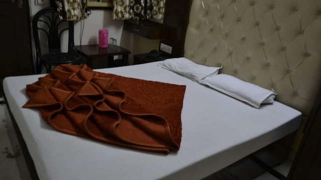 ロード クリシュナ ホテル Dx. イン