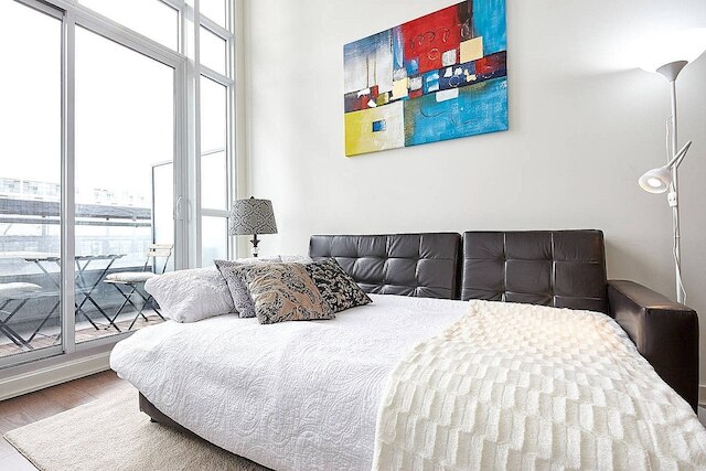 ラビッシュ スイーツ - トゥー ストーリー ロフト ダウンタウン トロント