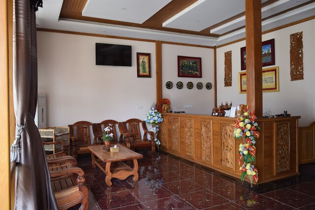 バガン エメラルド ホテル