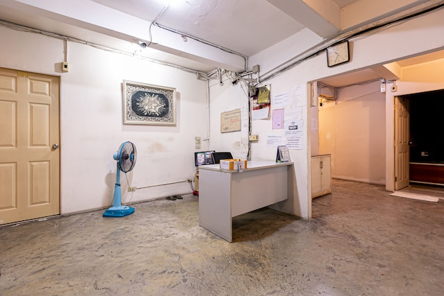 フリージア サラデーン シーロム アパートメンツ