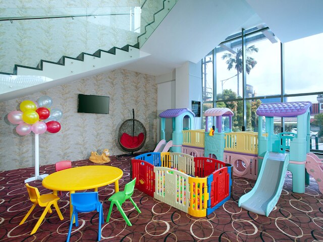 プラティナム バリクパパン ホテル & コンベンション ホール