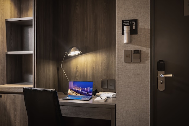 ケント ホテル クァンアルリ バイ ケンジントン