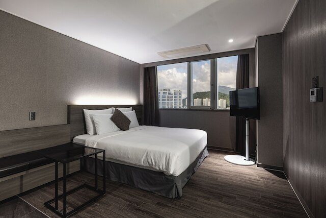 ケント ホテル クァンアルリ バイ ケンジントン