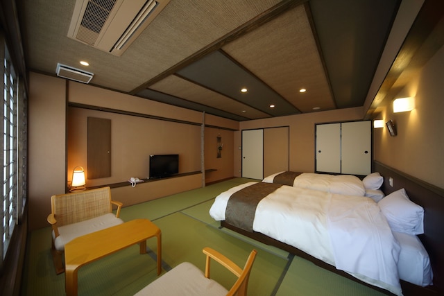 ほどあいの宿 六峰舘