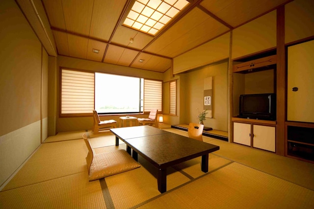 ほどあいの宿 六峰舘