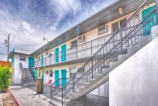 クリムウッド フラッツ ウィンウッド