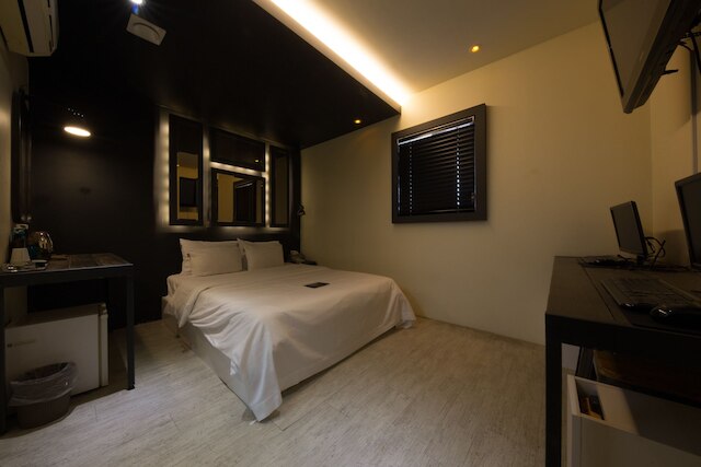 アチャサン ステーション ウォール ホテル